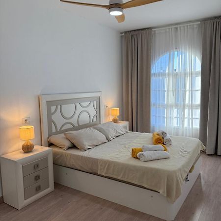 Seaside Paradise - 2 Bedroom Apartment With Ocean Views & Air Conditioning In Playa San Juan Экстерьер фото