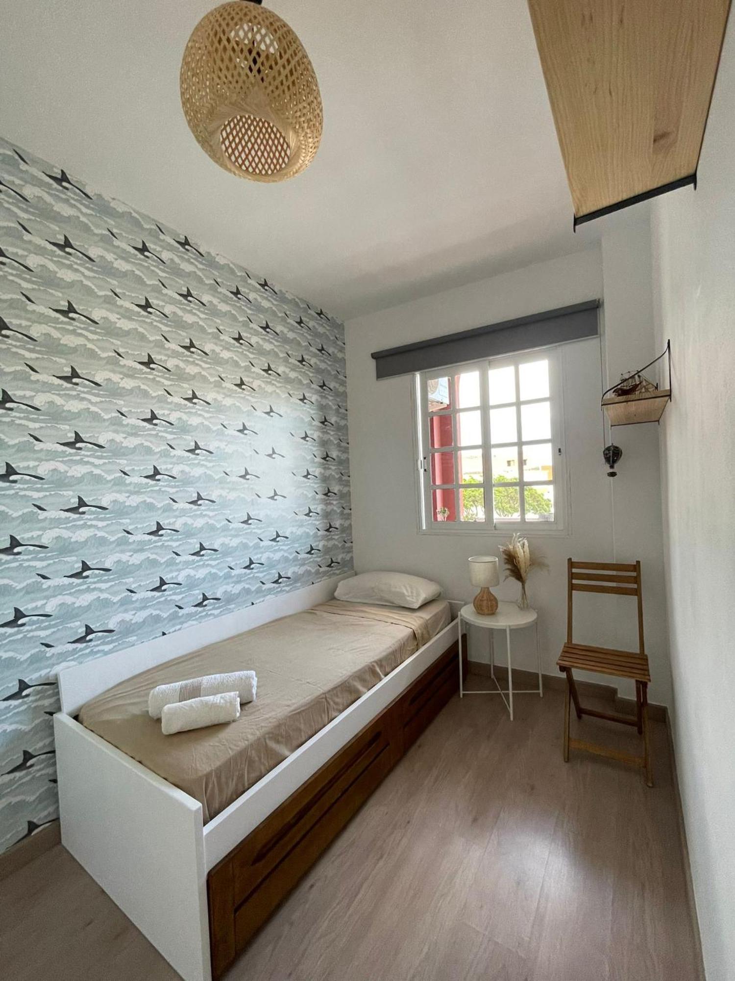 Seaside Paradise - 2 Bedroom Apartment With Ocean Views & Air Conditioning In Playa San Juan Экстерьер фото