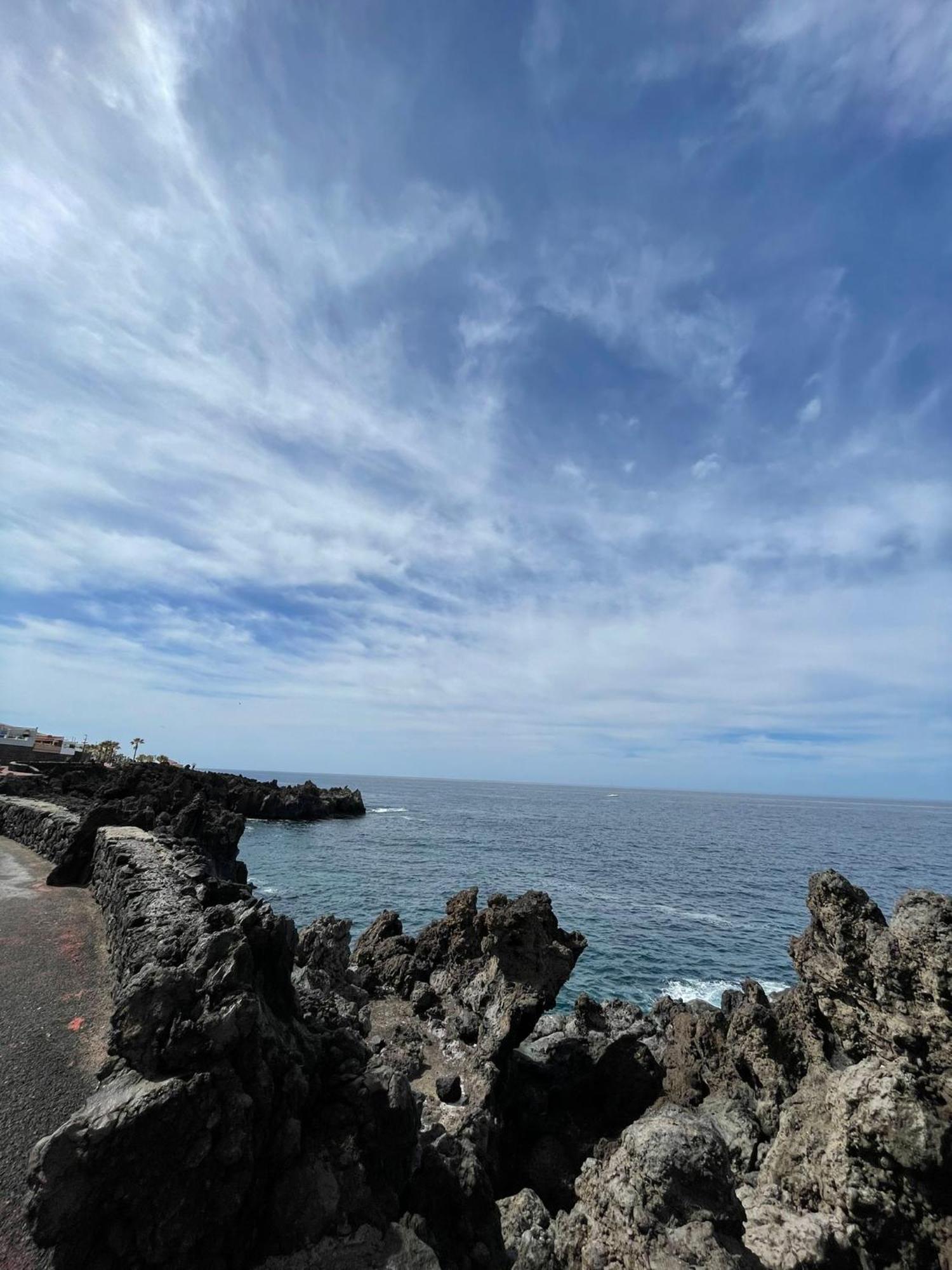 Seaside Paradise - 2 Bedroom Apartment With Ocean Views & Air Conditioning In Playa San Juan Экстерьер фото