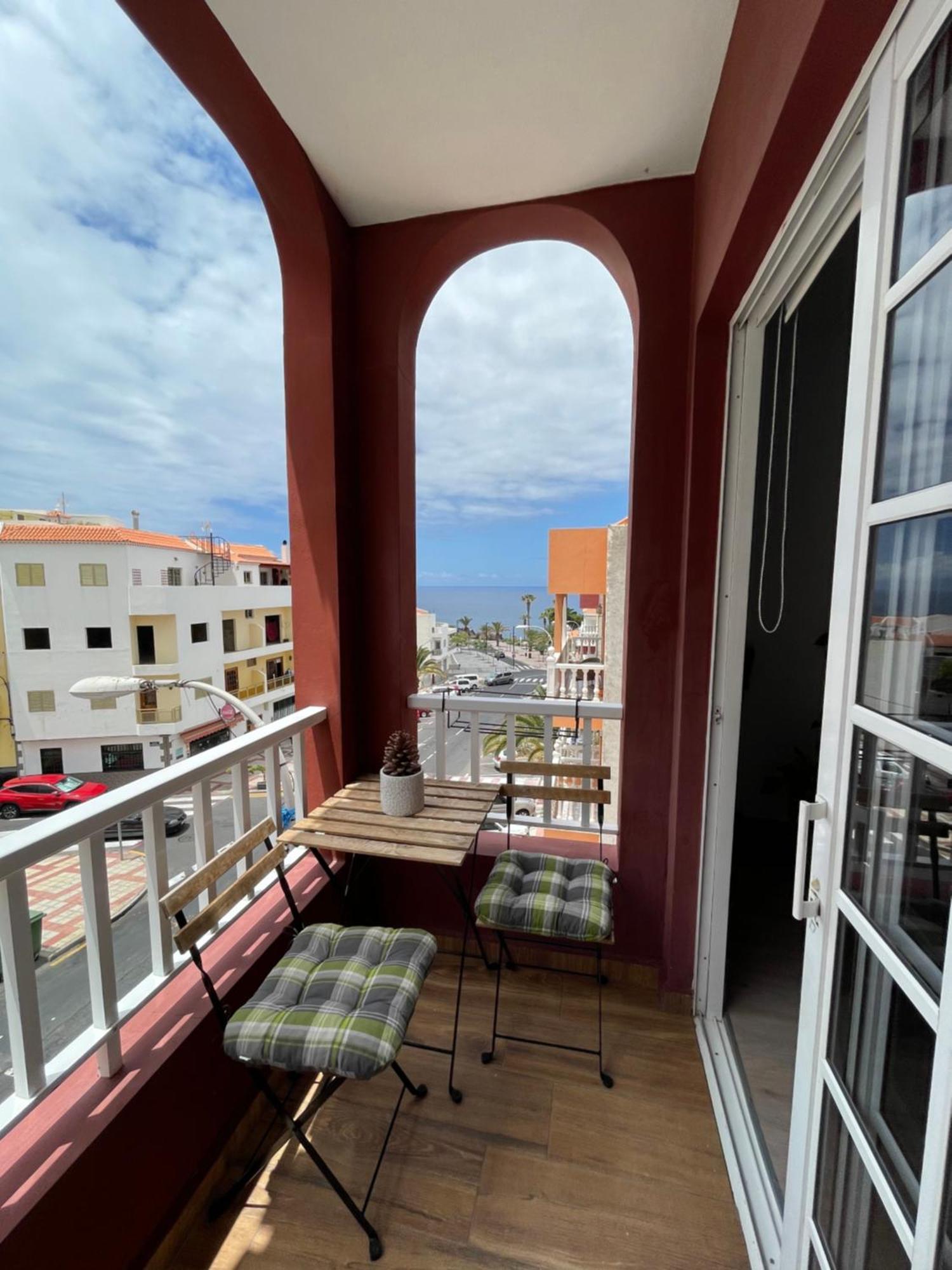 Seaside Paradise - 2 Bedroom Apartment With Ocean Views & Air Conditioning In Playa San Juan Экстерьер фото
