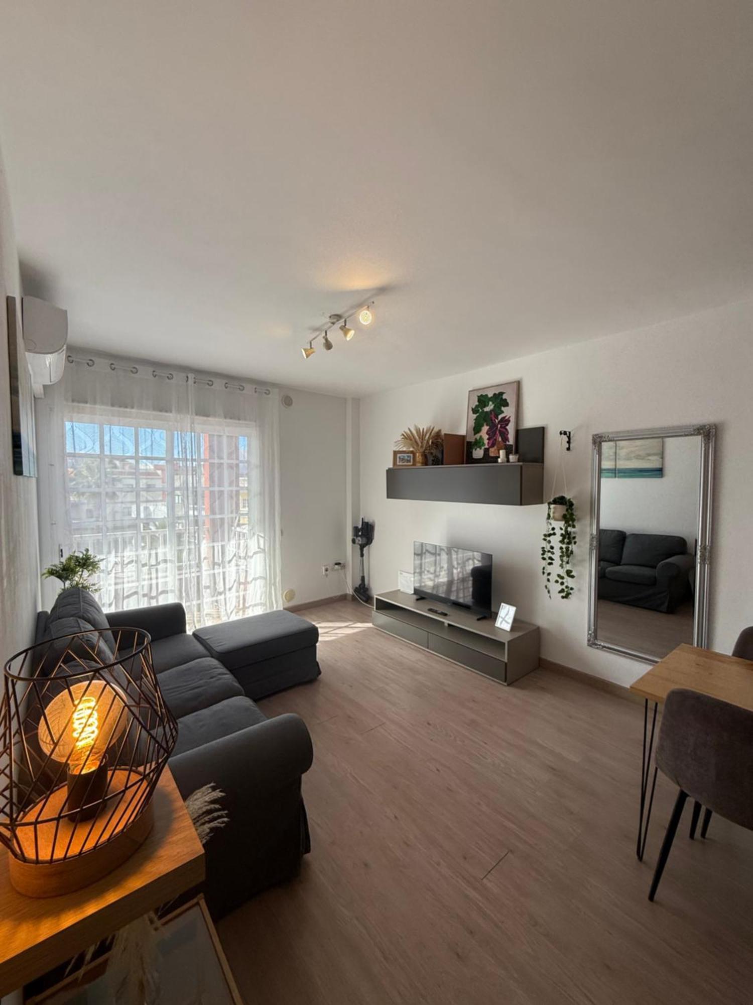 Seaside Paradise - 2 Bedroom Apartment With Ocean Views & Air Conditioning In Playa San Juan Экстерьер фото