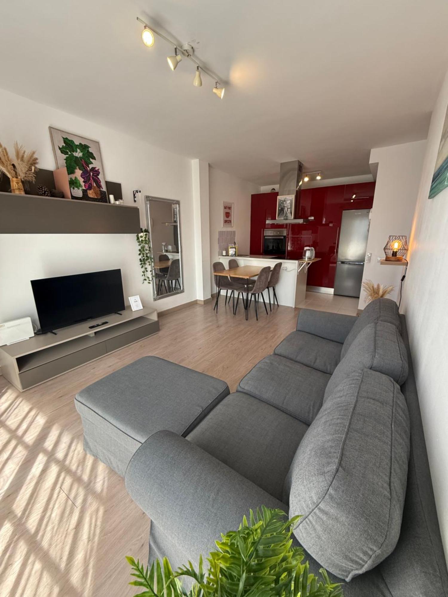 Seaside Paradise - 2 Bedroom Apartment With Ocean Views & Air Conditioning In Playa San Juan Экстерьер фото